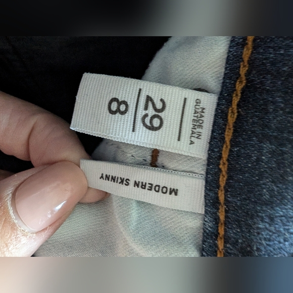 Loft modern skinny destressed jeans size 8 - Picture 3 of 4